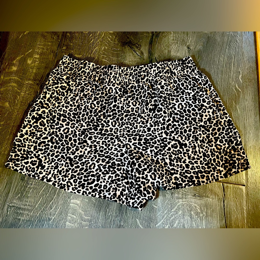 leopard shorts